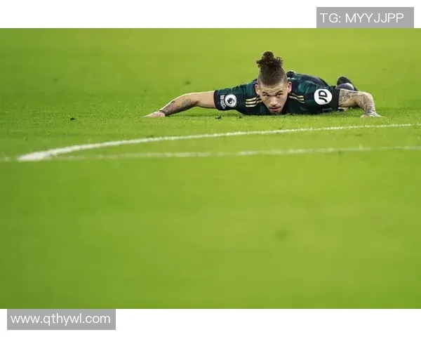 记者：切尔西前锋布罗亚接近永久转会伯恩利